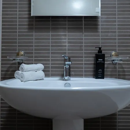 Modern 3 Bedroom Oasis In Swieqi By Eldi Apartment Is-Swieqi