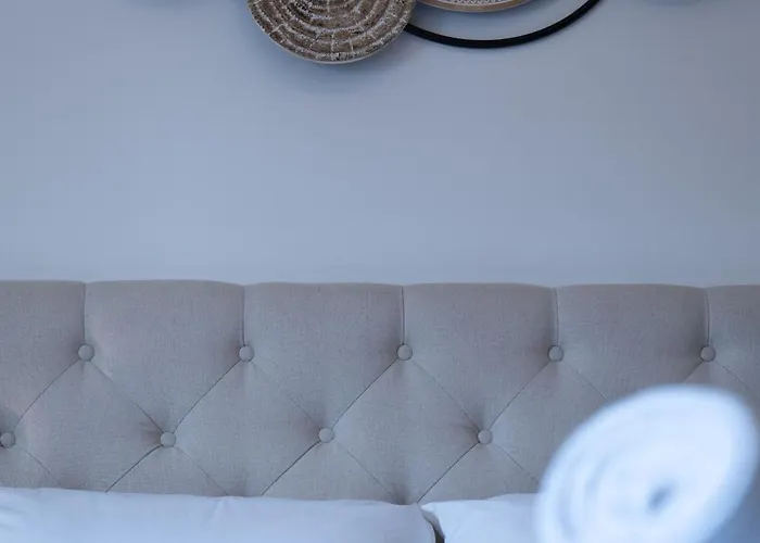 Modern 3 Bedroom Oasis In Swieqi By Eldi Apartman